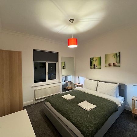 Prime Location Apartamento In Camden Town Лондон Екстер'єр фото