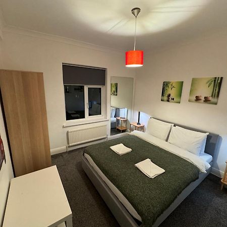 Prime Location Apartamento In Camden Town Лондон Екстер'єр фото