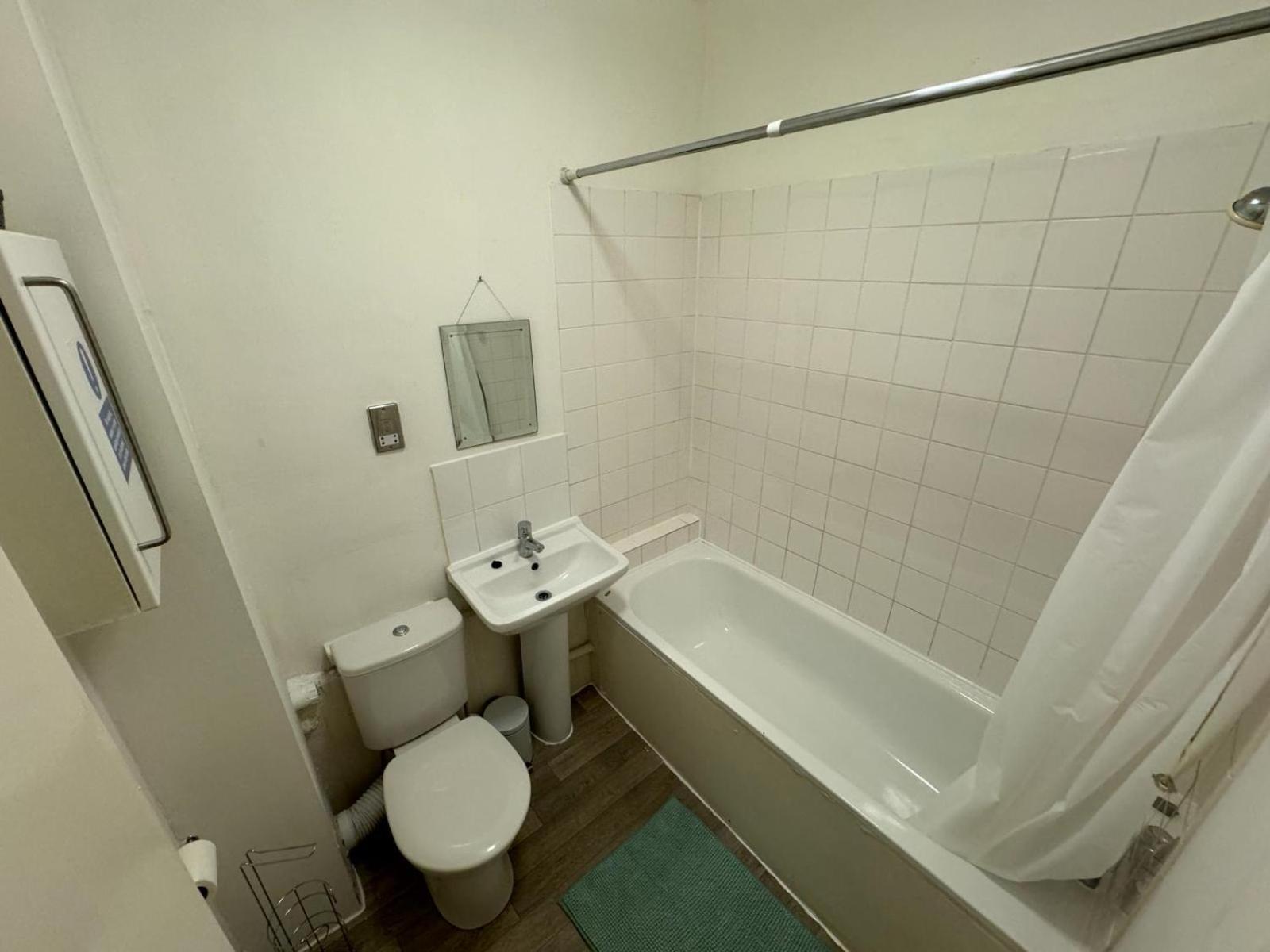 Prime Location Apartamento In Camden Town Лондон Екстер'єр фото