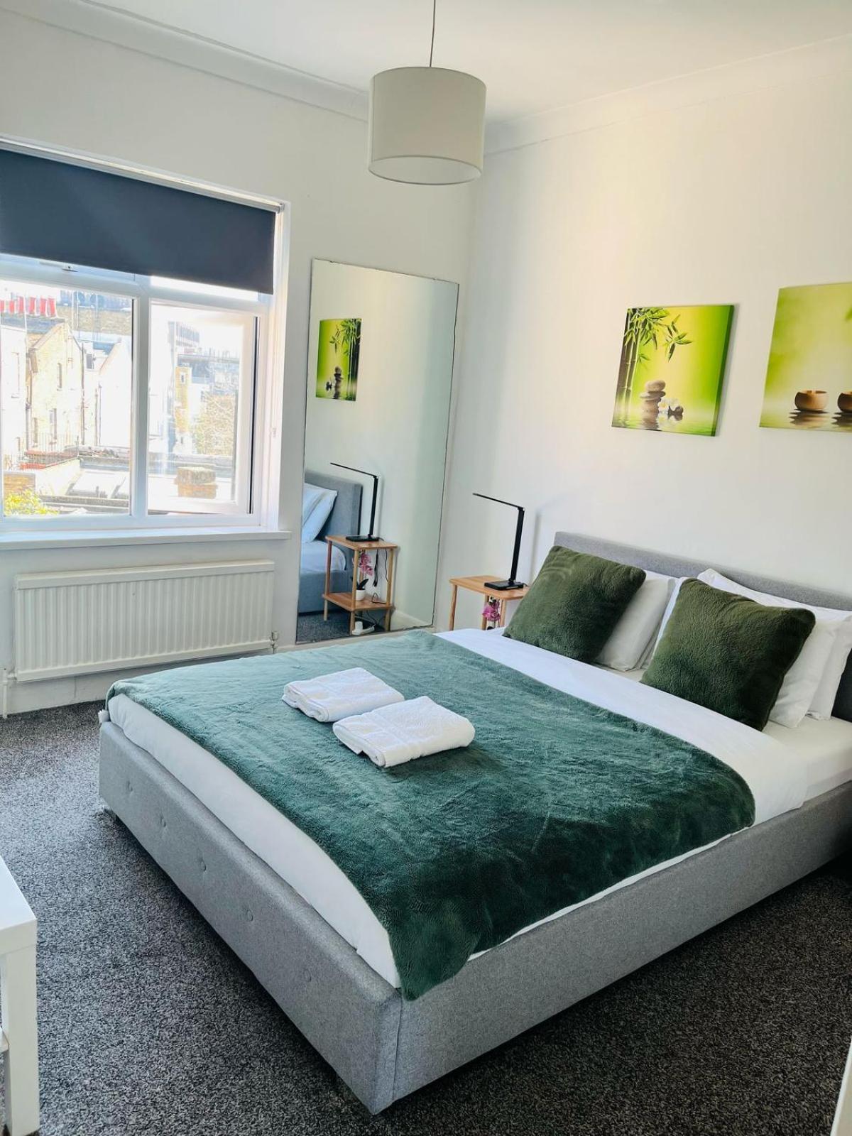 Prime Location Apartamento In Camden Town Лондон Екстер'єр фото
